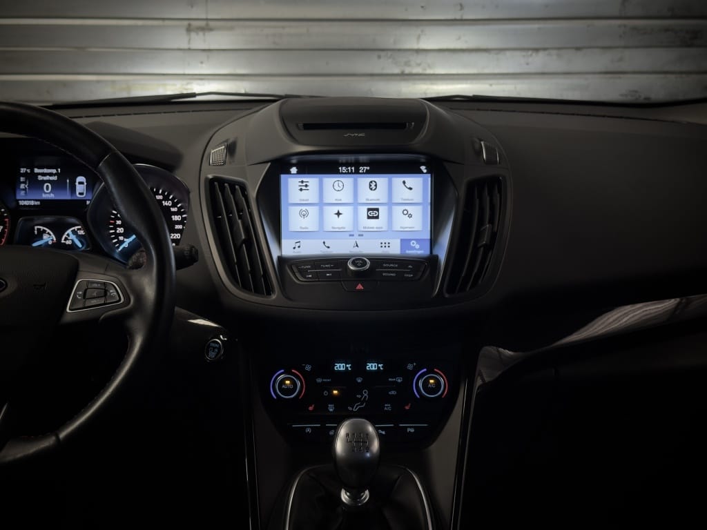 Ford Kuga — foto 18