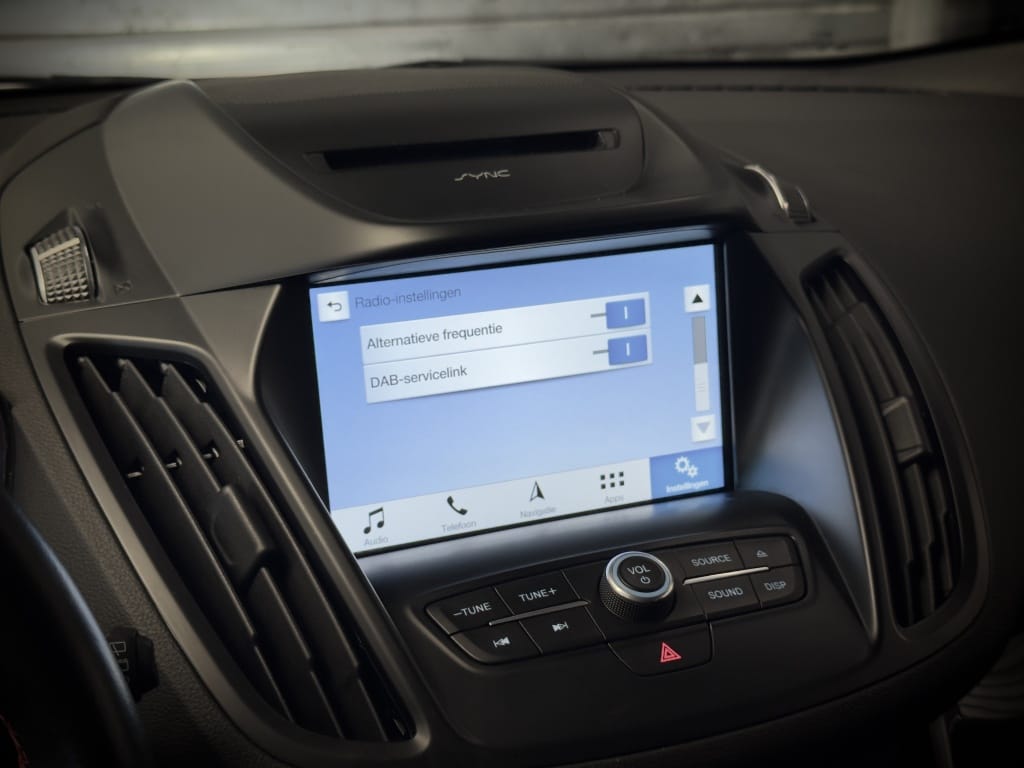 Ford Kuga — foto 20