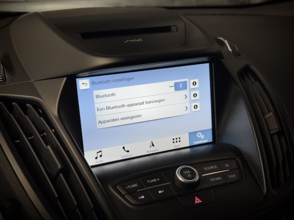 Ford Kuga — foto 21