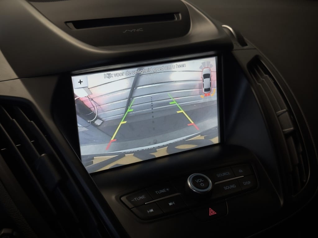 Ford Kuga — foto 23