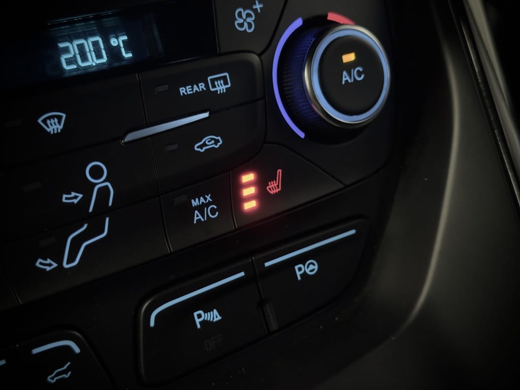Ford Kuga — foto 39
