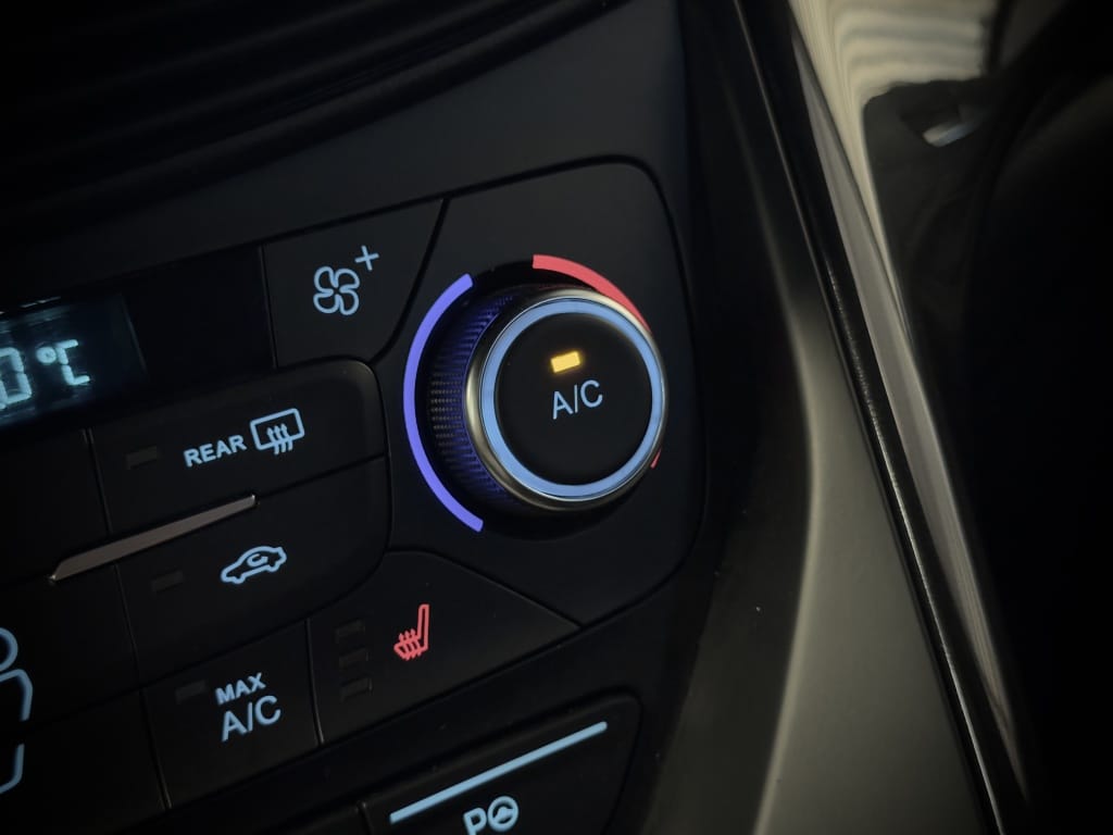 Ford Kuga — foto 40