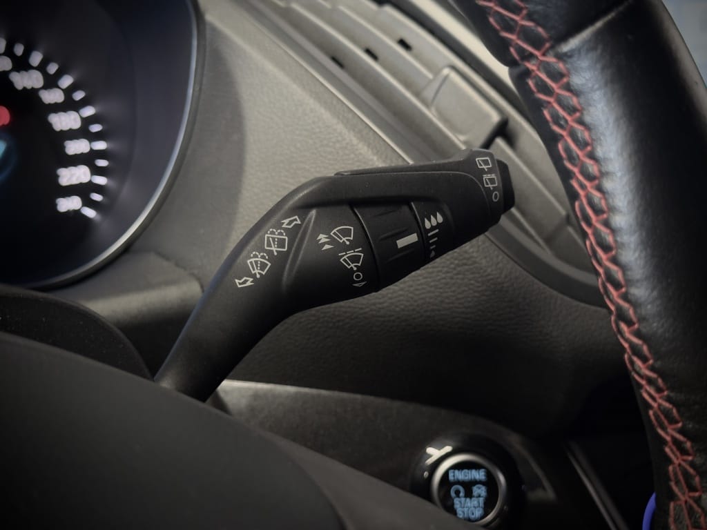 Ford Kuga — foto 47