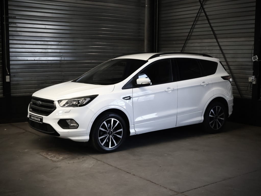 Ford Kuga — foto 52