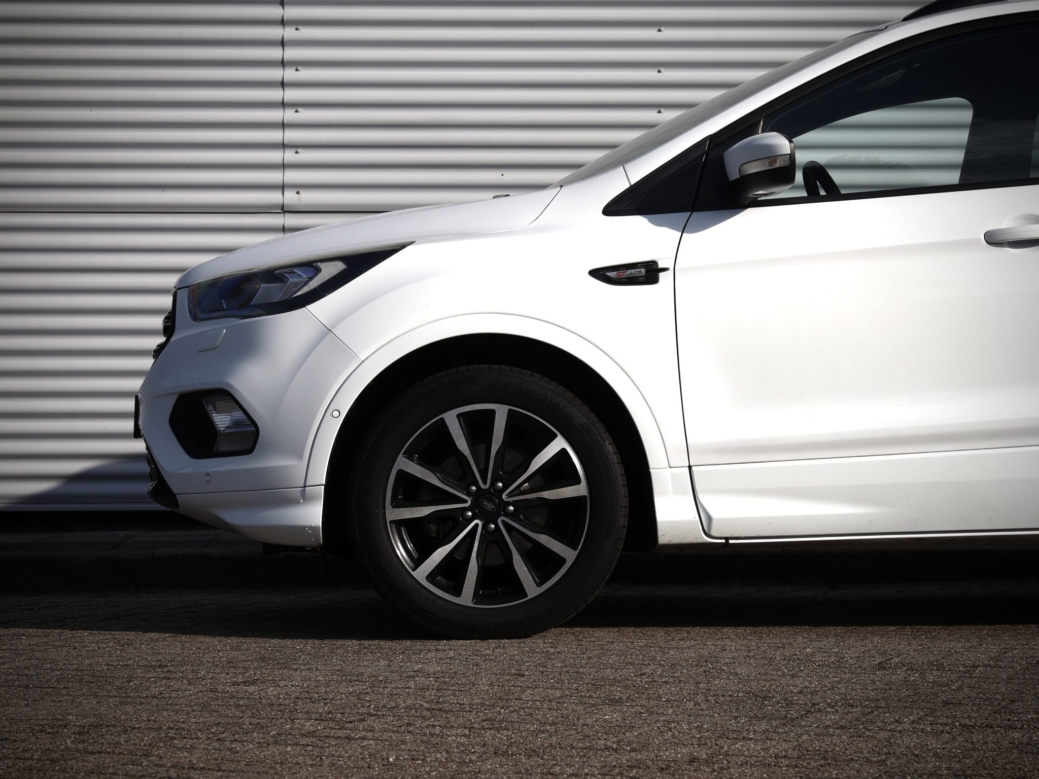 Ford Kuga — foto 7