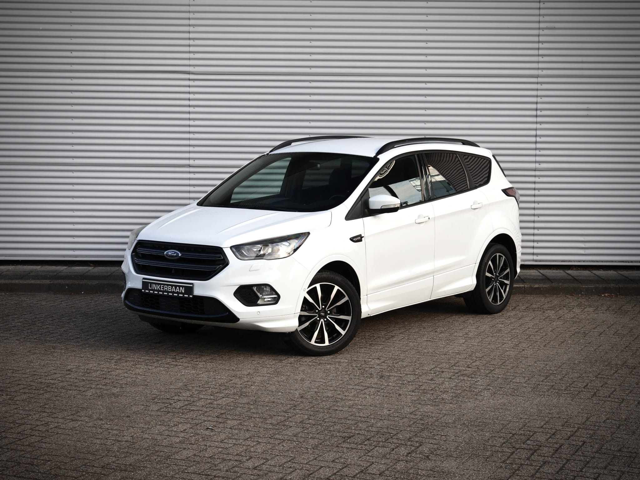 Ford Kuga — foto 50