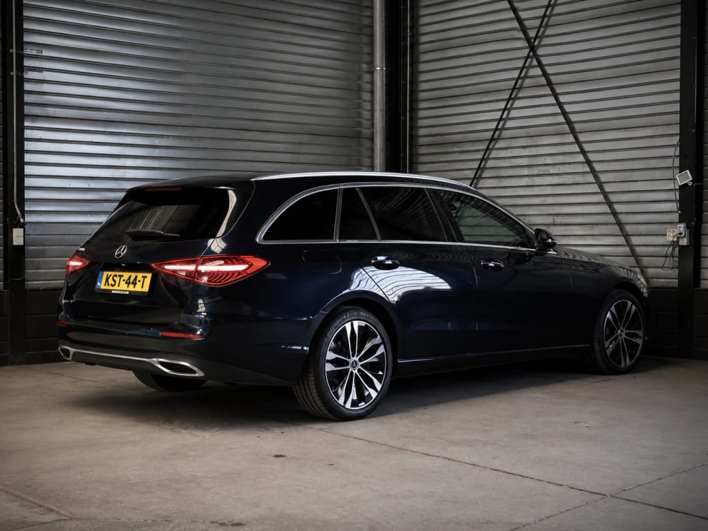 Mercedes-Benz C-Klasse — foto 3
