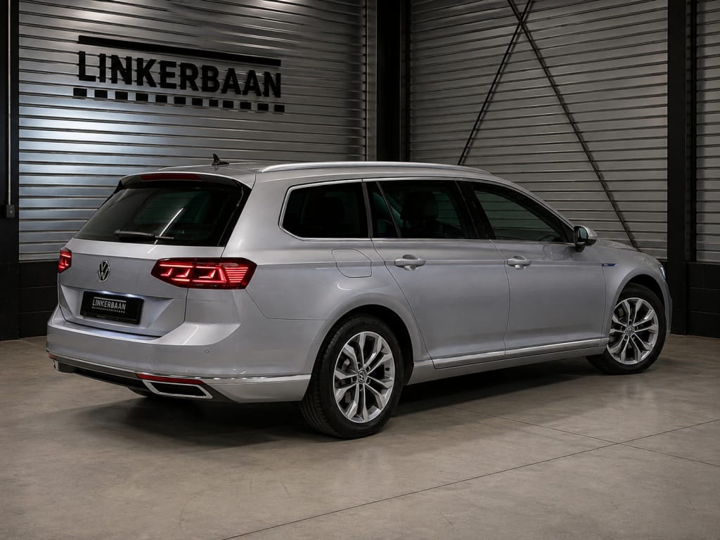 Volkswagen Passat — foto 3