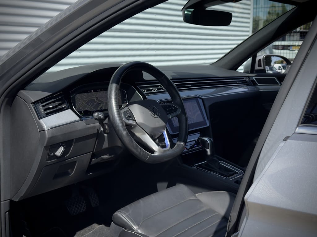 Volkswagen Passat — foto 6