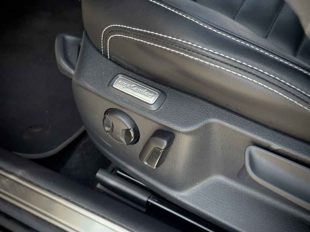 Volkswagen Passat — foto 8