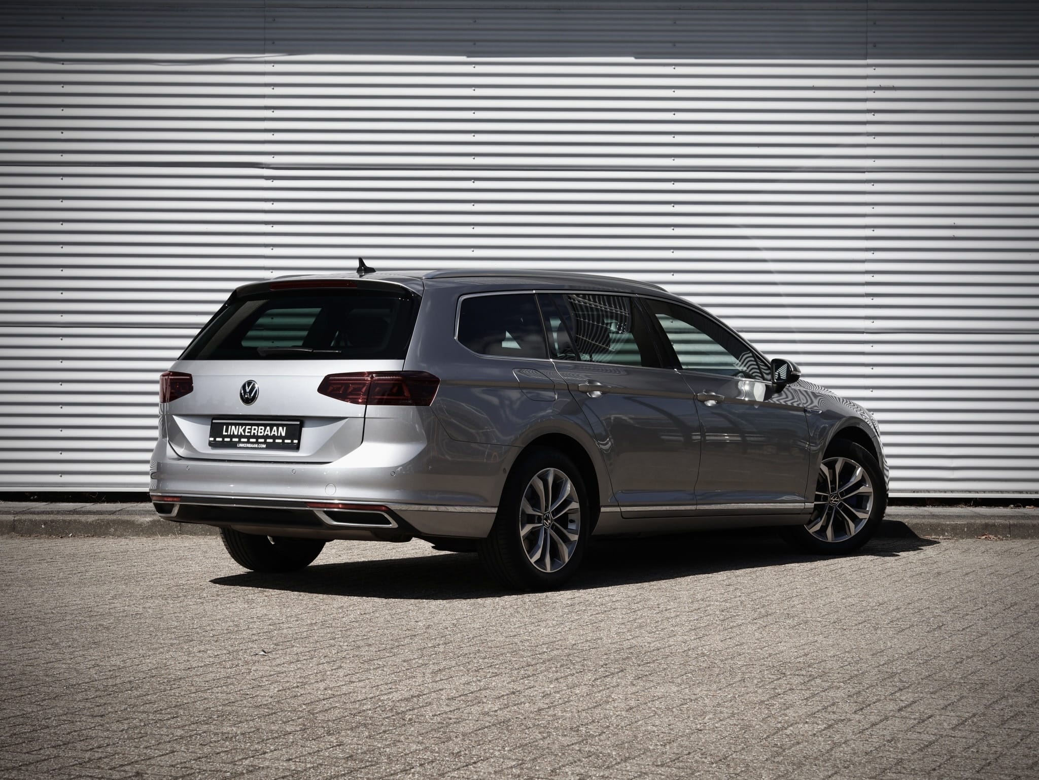Volkswagen Passat — foto 4