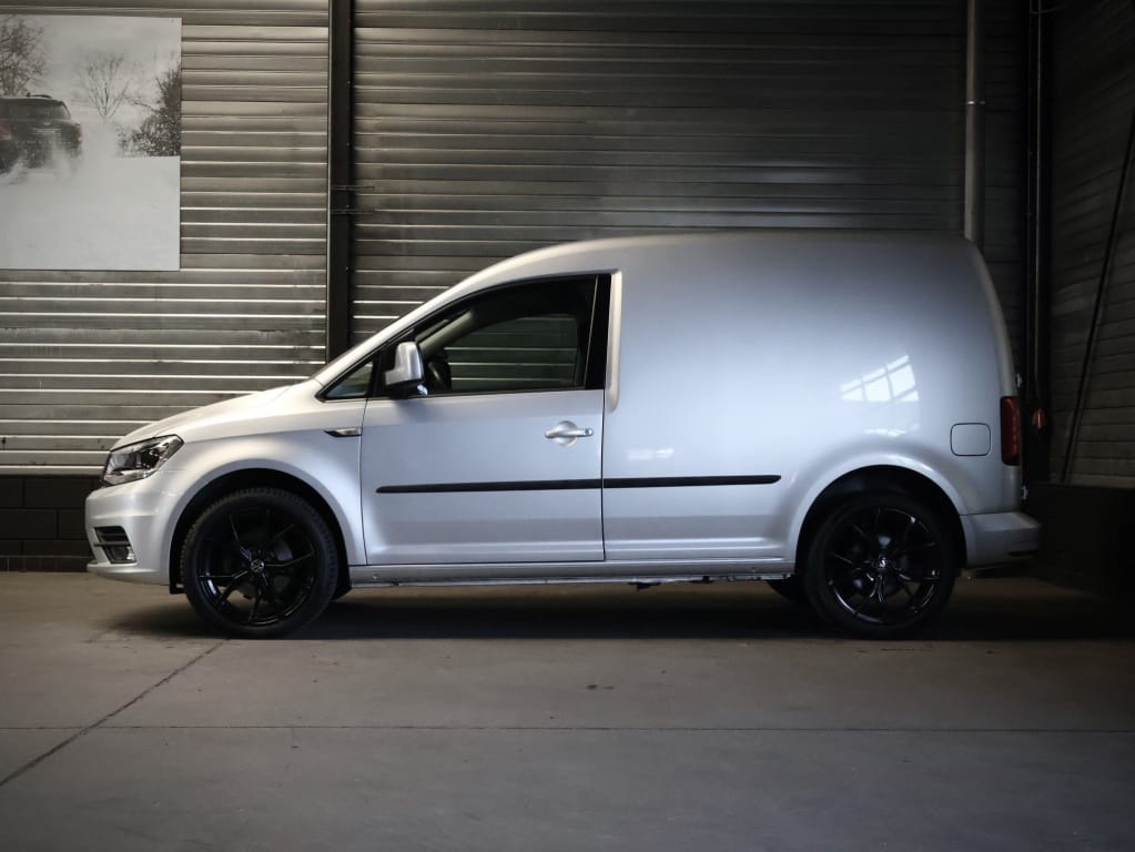 Volkswagen Caddy — foto 8