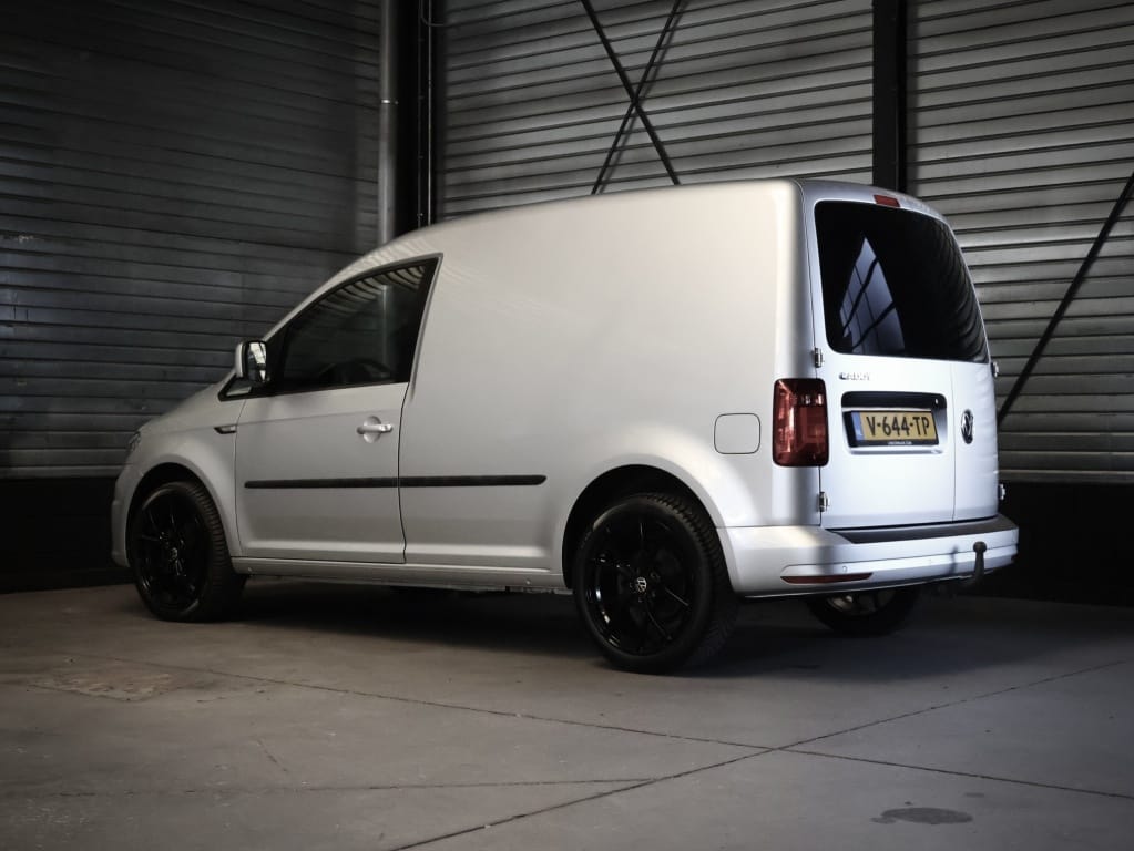 Volkswagen Caddy — foto 9