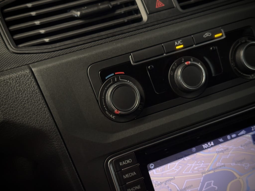Volkswagen Caddy — foto 28