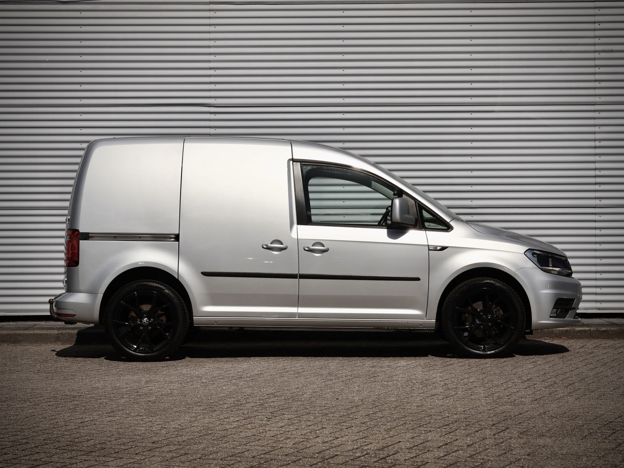 Volkswagen Caddy — foto 11