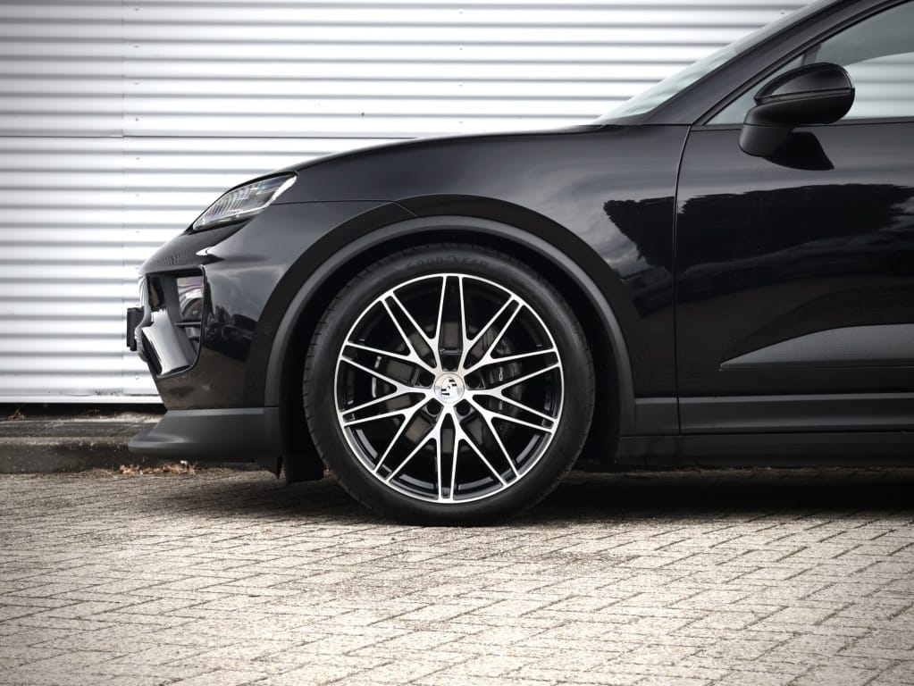 Porsche Macan — foto 11