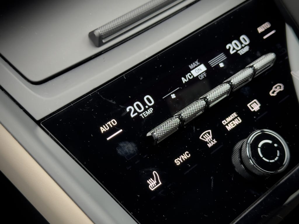 Porsche Macan — foto 32