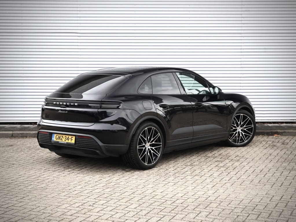 Porsche Macan — foto 60