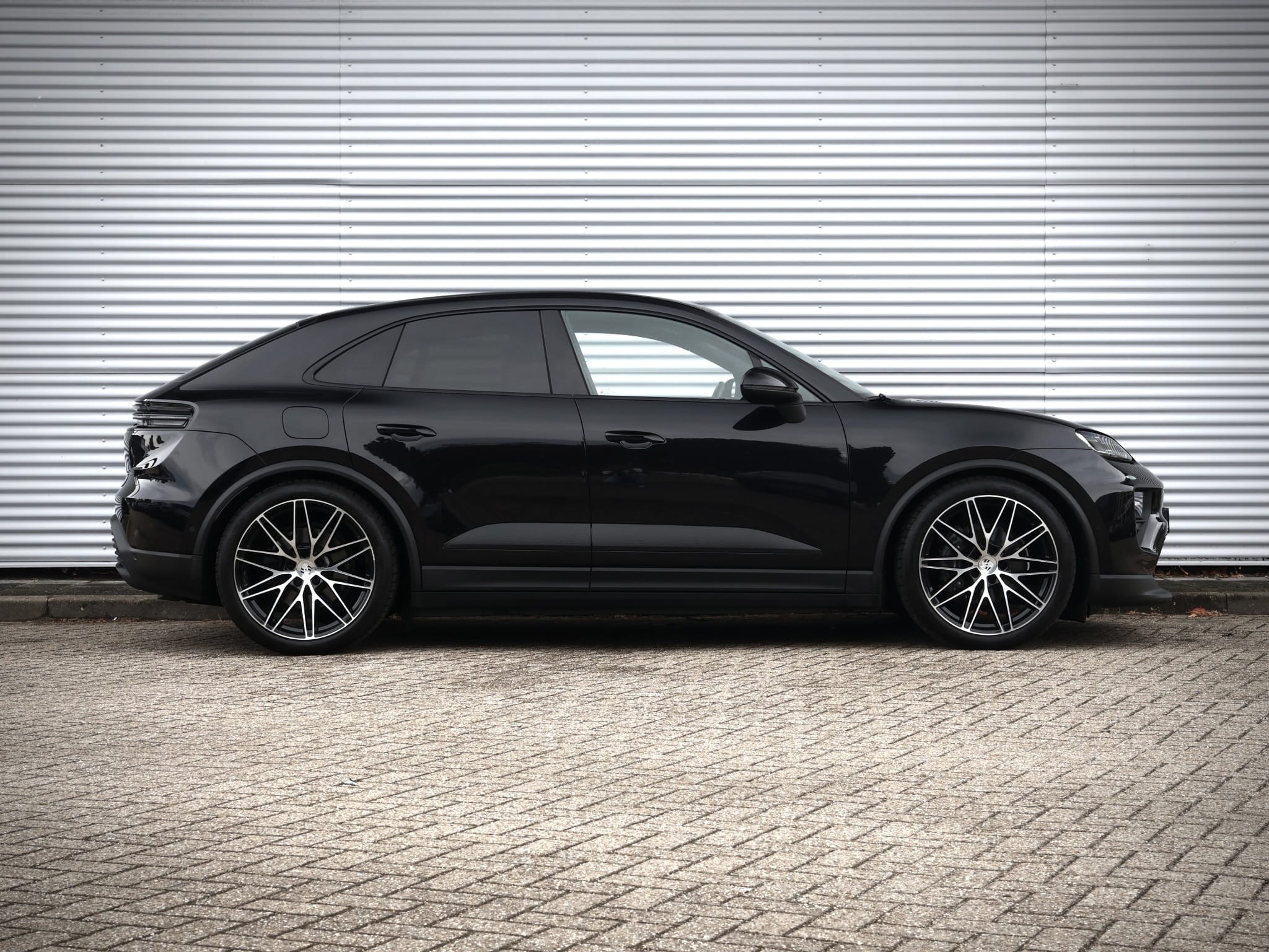 Porsche Macan — foto 15