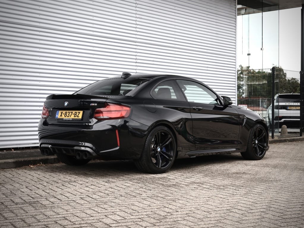 BMW M2 — foto 15