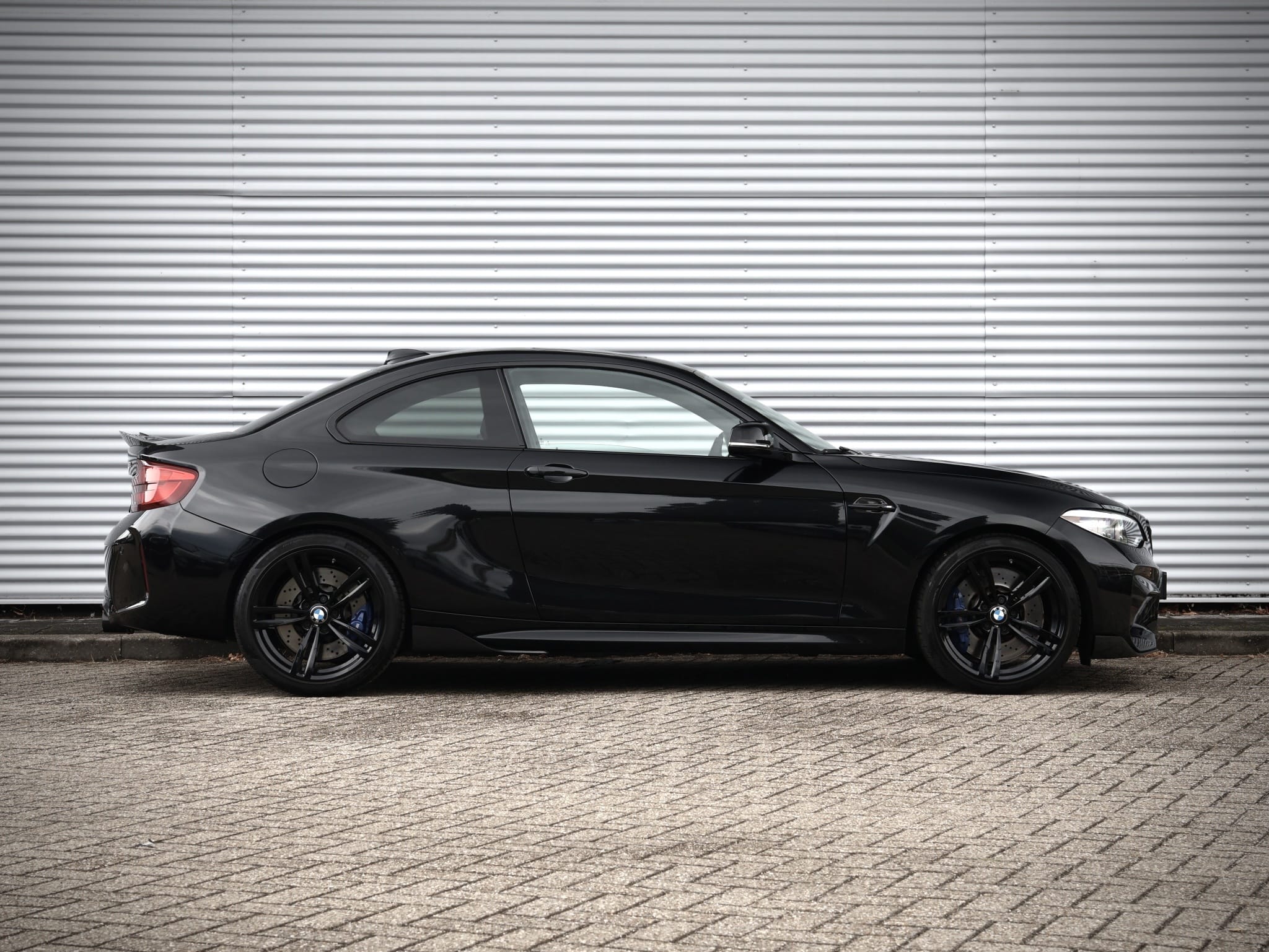BMW M2 — foto 15