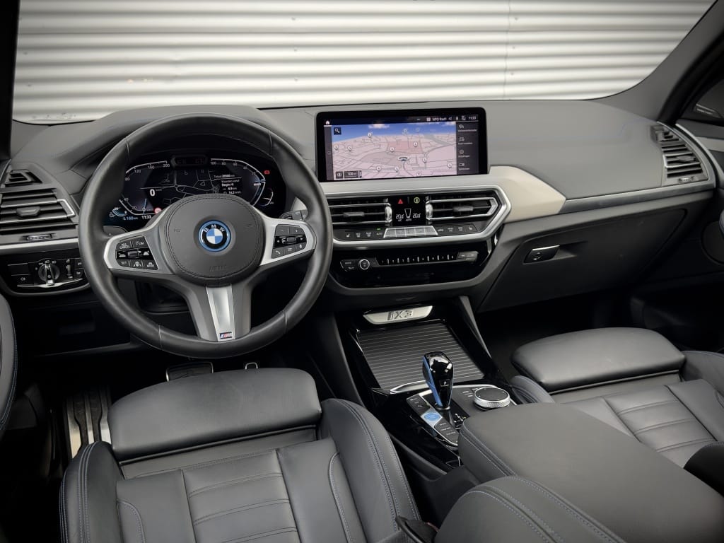 BMW iX3 — foto 5