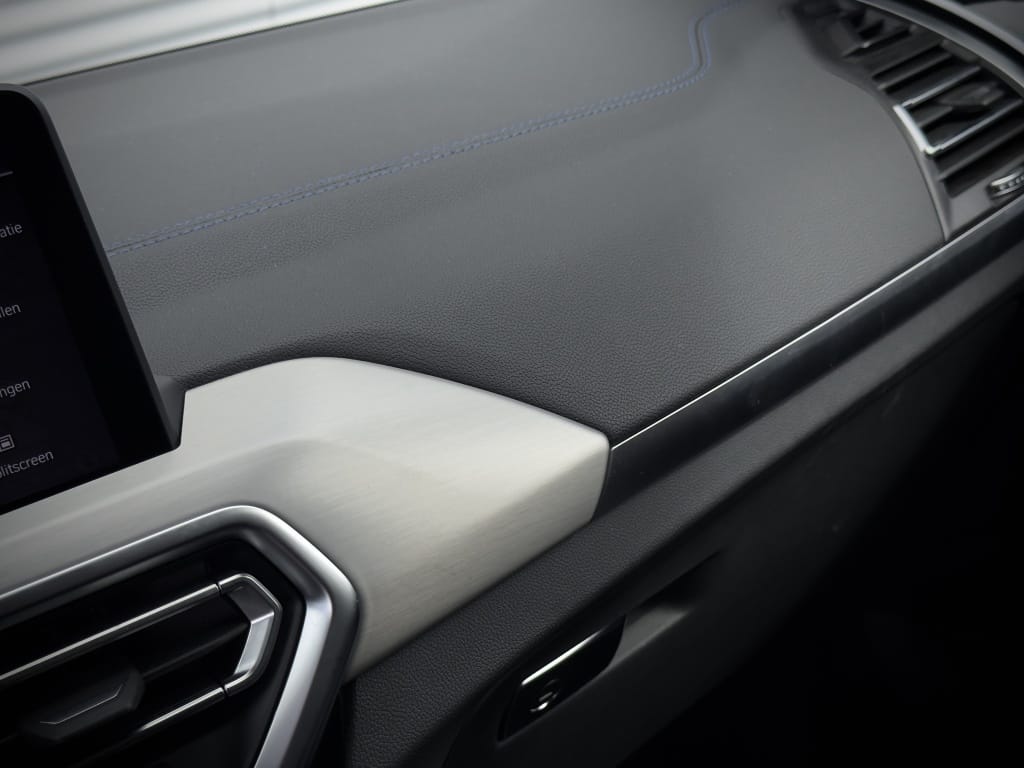 BMW iX3 — foto 41
