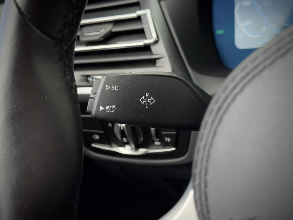 BMW iX3 — foto 48