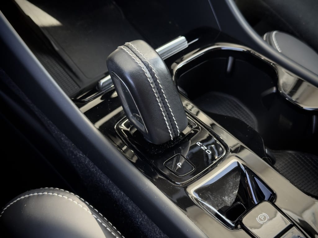 Volvo XC40 — foto 30