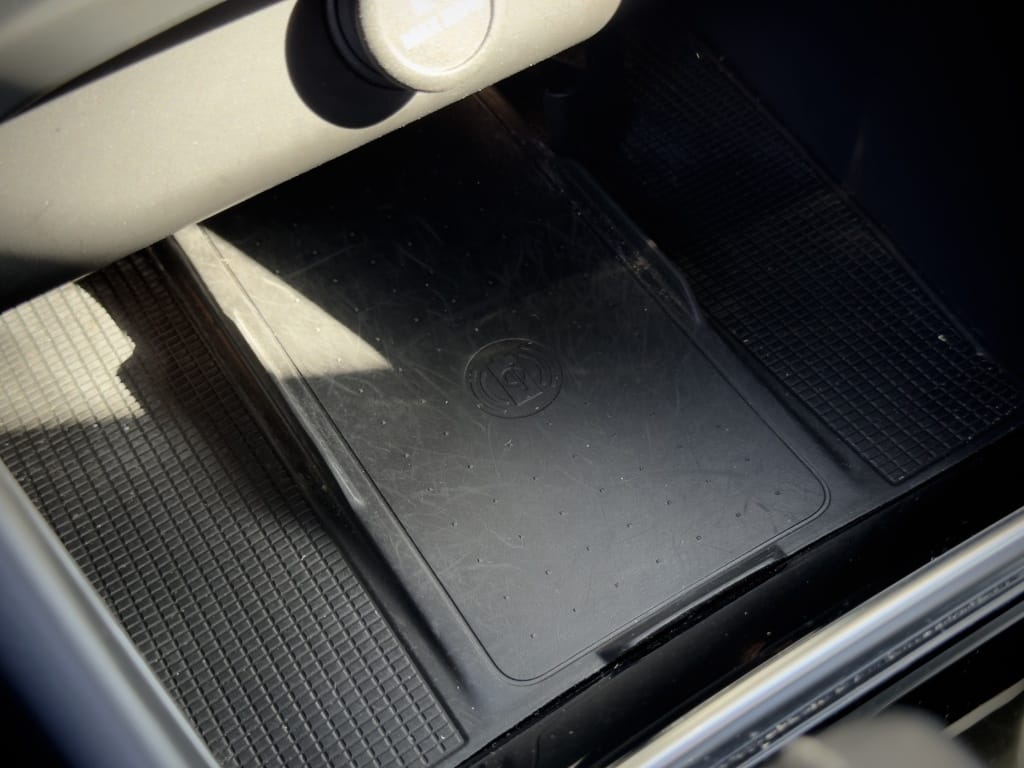 Volvo XC40 — foto 31