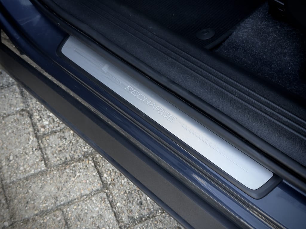 Volvo XC40 — foto 43