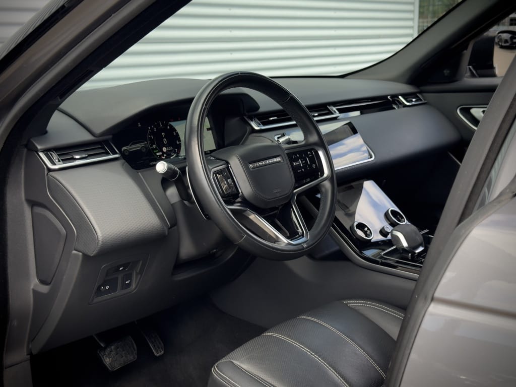Land Rover Range Rover Velar — foto 6