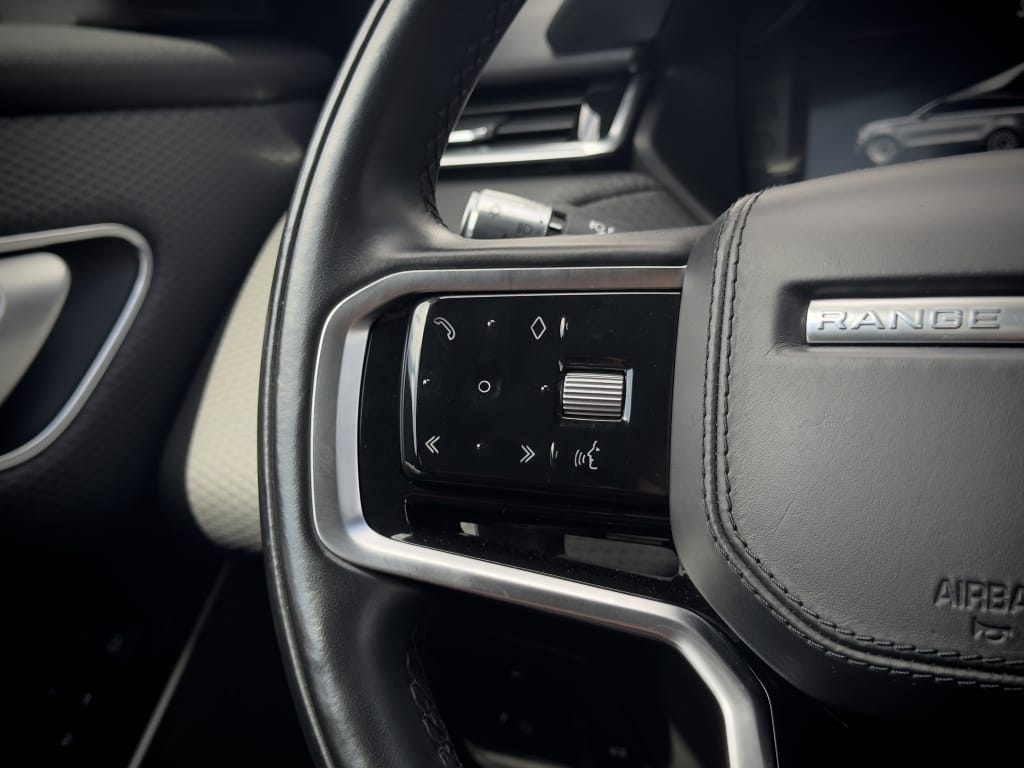 Land Rover Range Rover Velar — foto 26
