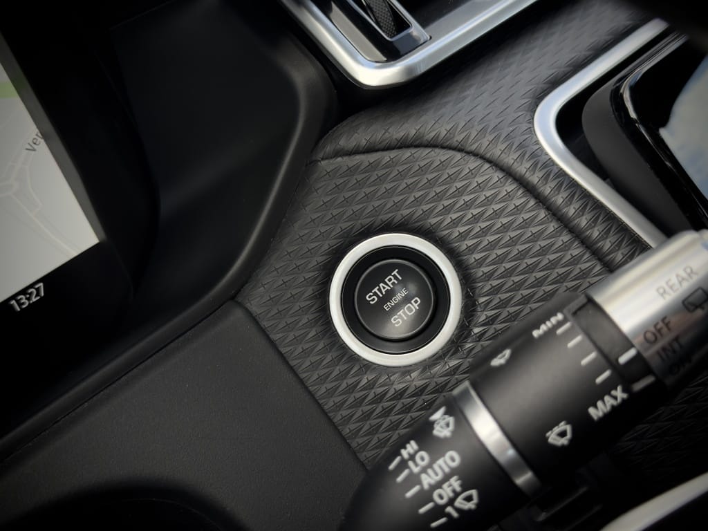 Land Rover Range Rover Velar — foto 30