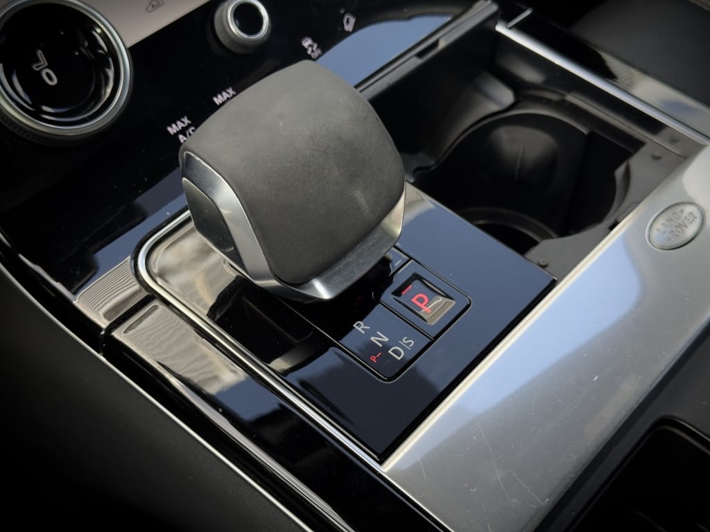 Land Rover Range Rover Velar — foto 33