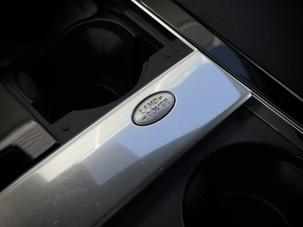 Land Rover Range Rover Velar — foto 34