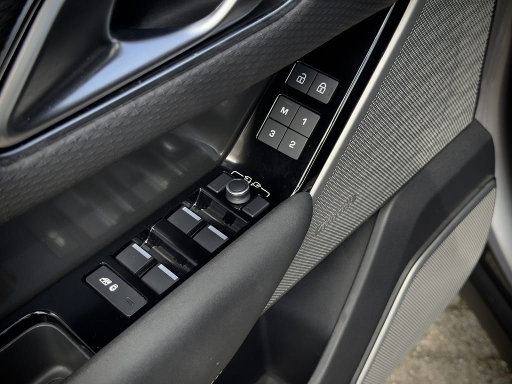 Land Rover Range Rover Velar — foto 43