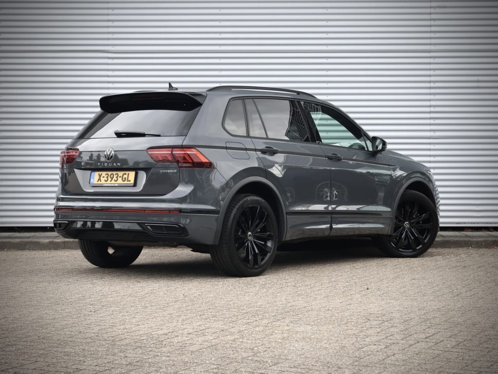 Volkswagen Tiguan — foto 4