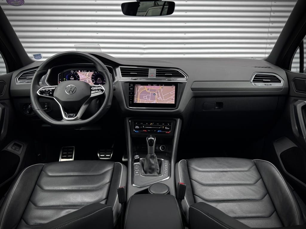 Volkswagen Tiguan — foto 17