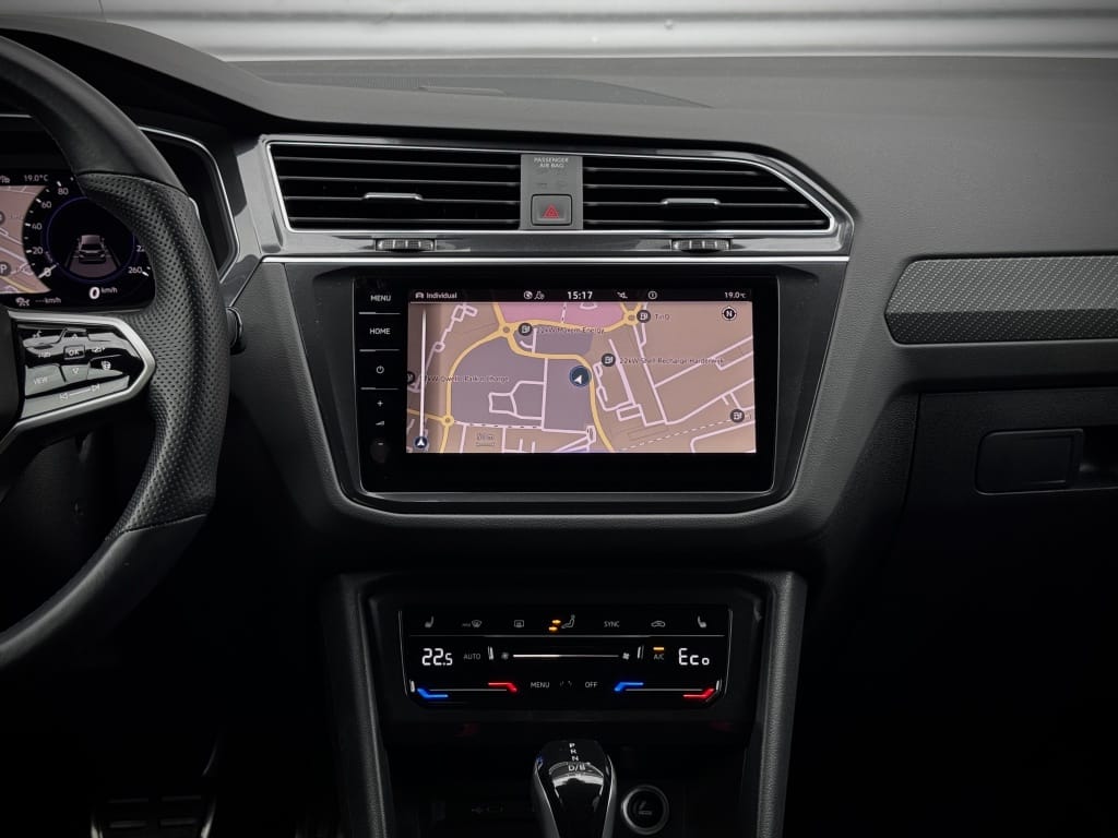 Volkswagen Tiguan — foto 18