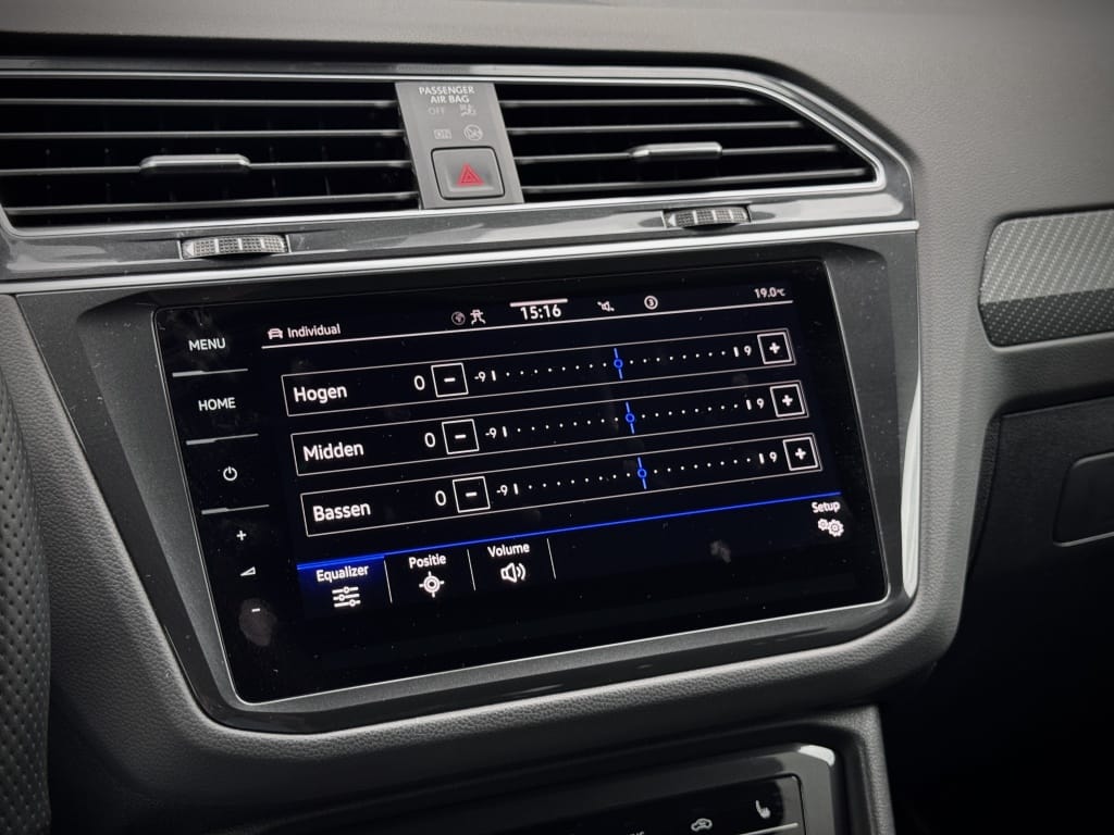 Volkswagen Tiguan — foto 22