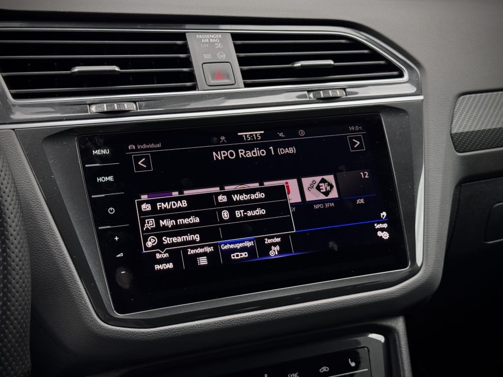 Volkswagen Tiguan — foto 23