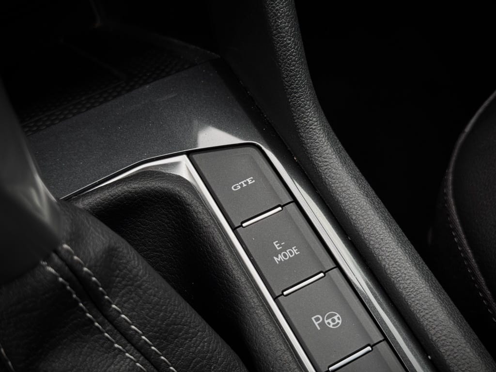 Volkswagen Tiguan — foto 33