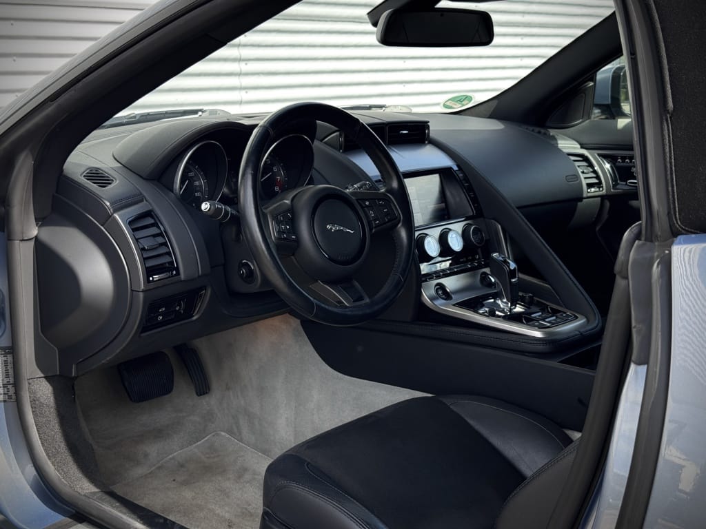 Jaguar F-Type — foto 5