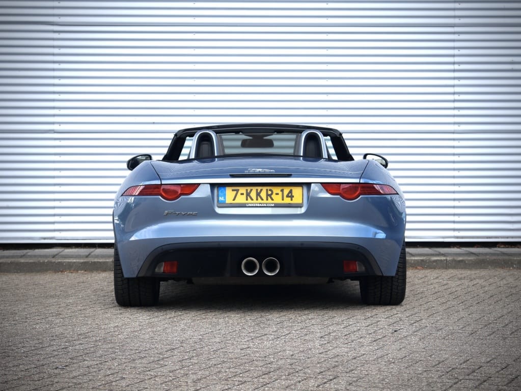 Jaguar F-Type — foto 11