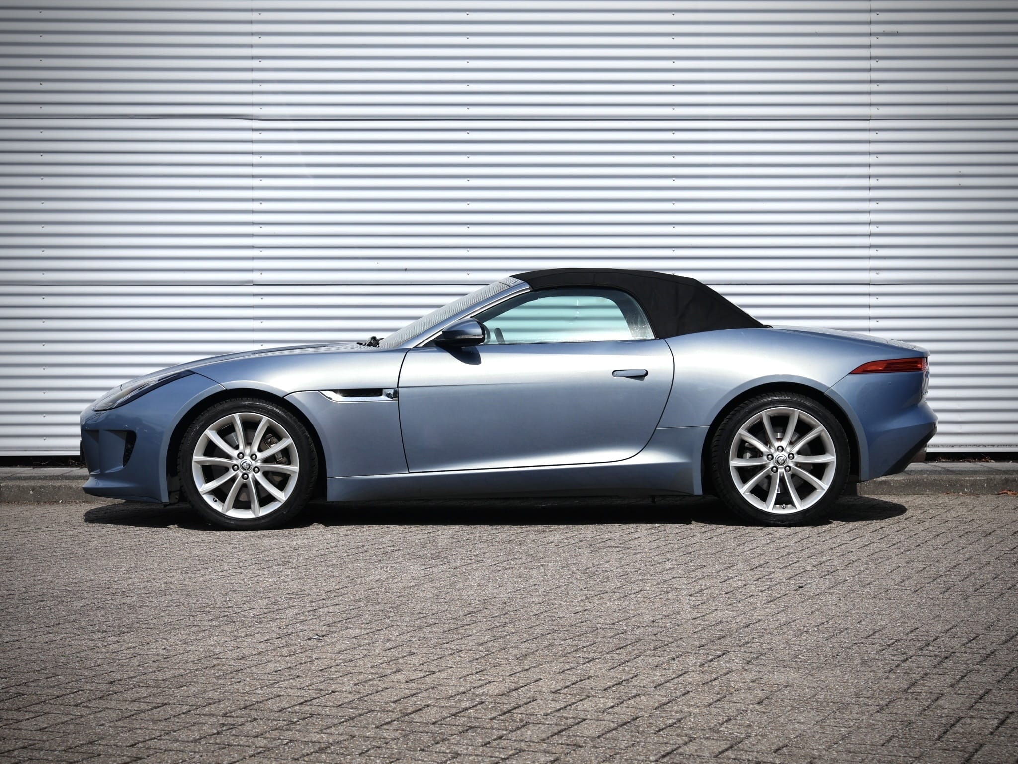 Jaguar F-Type — foto 9