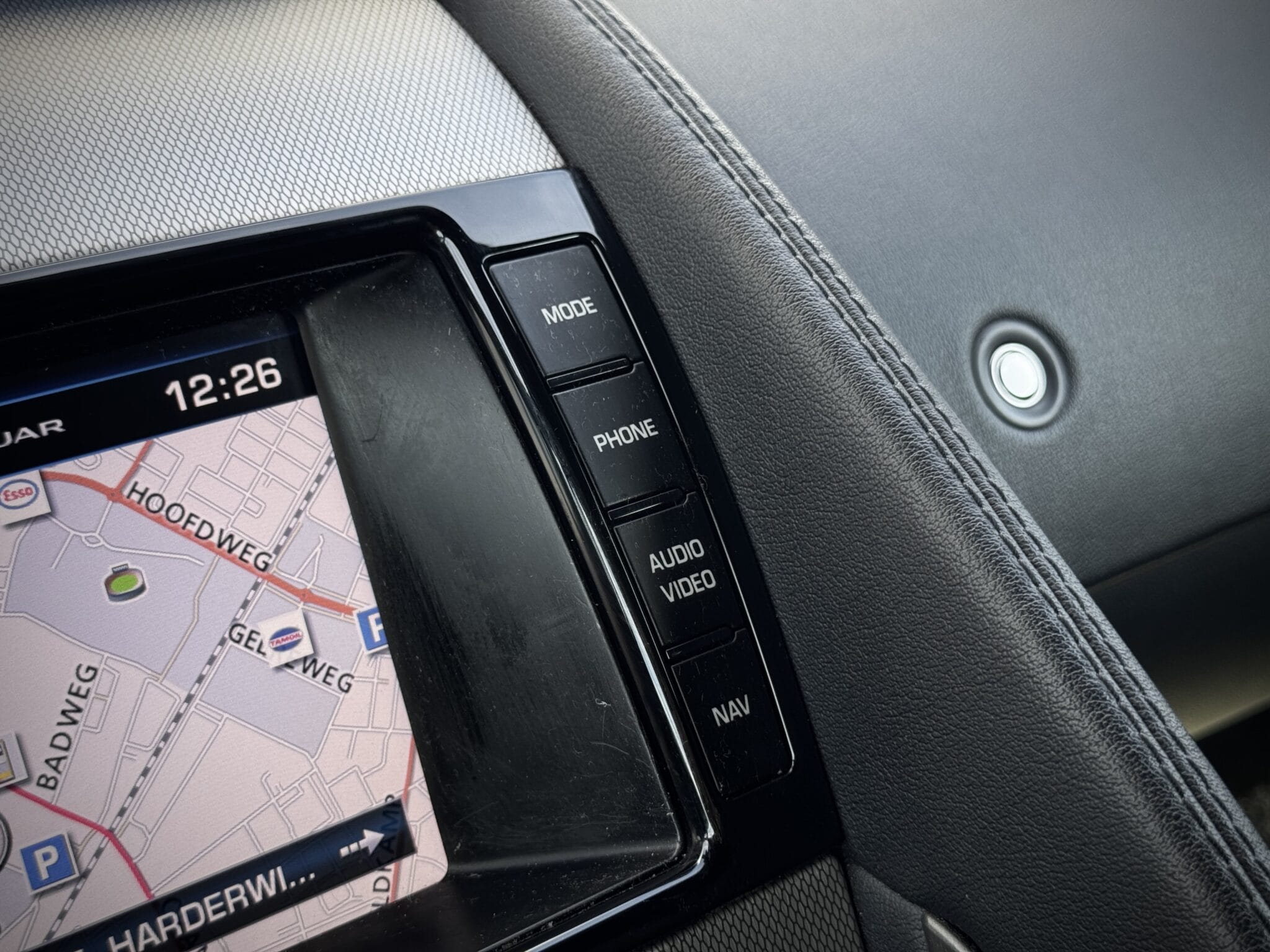 Jaguar F-Type — foto 25