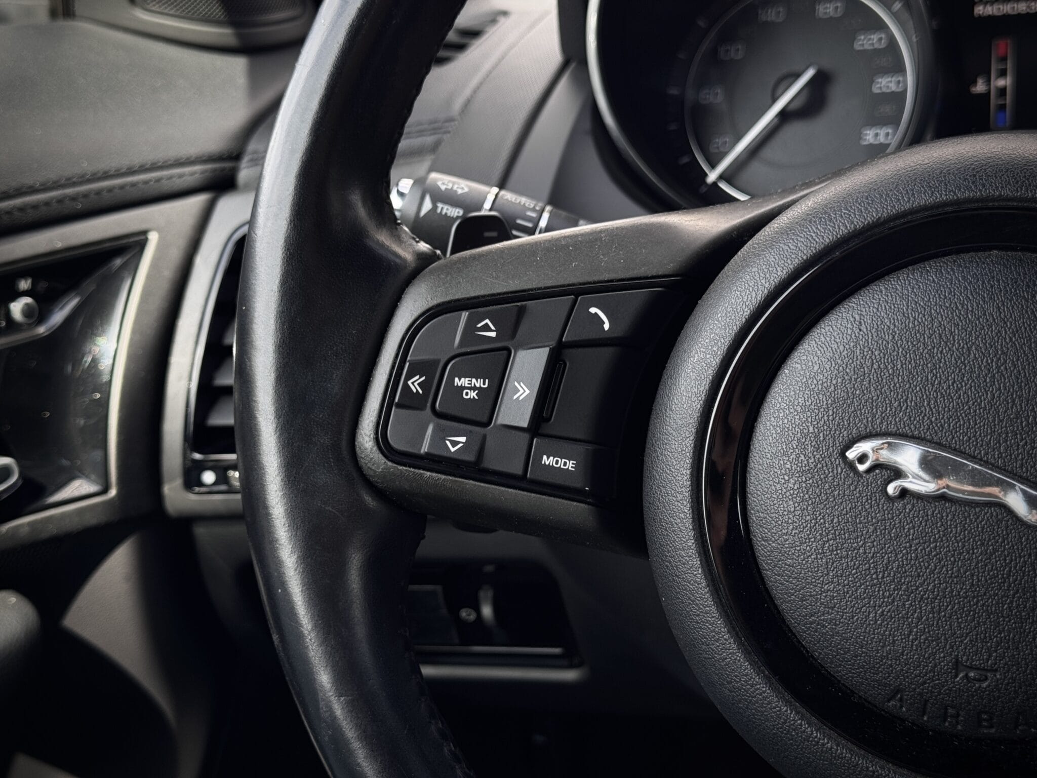 Jaguar F-Type — foto 43