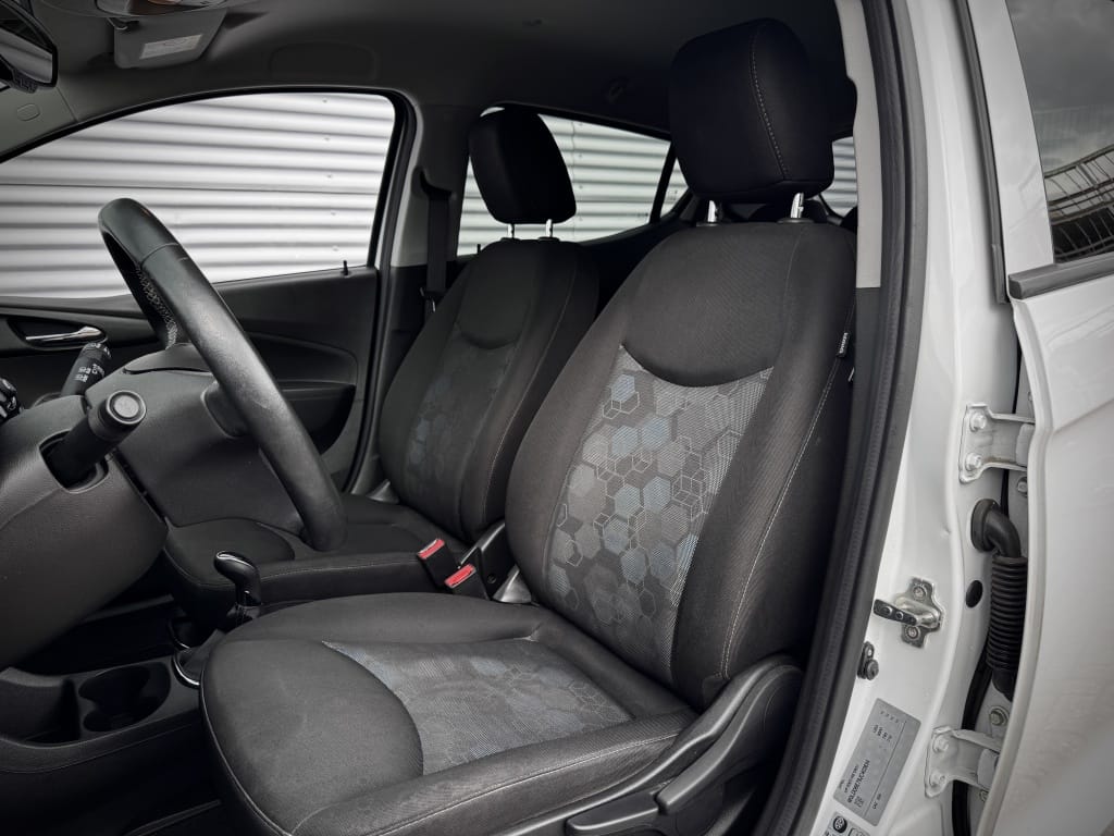 Opel KARL — foto 6