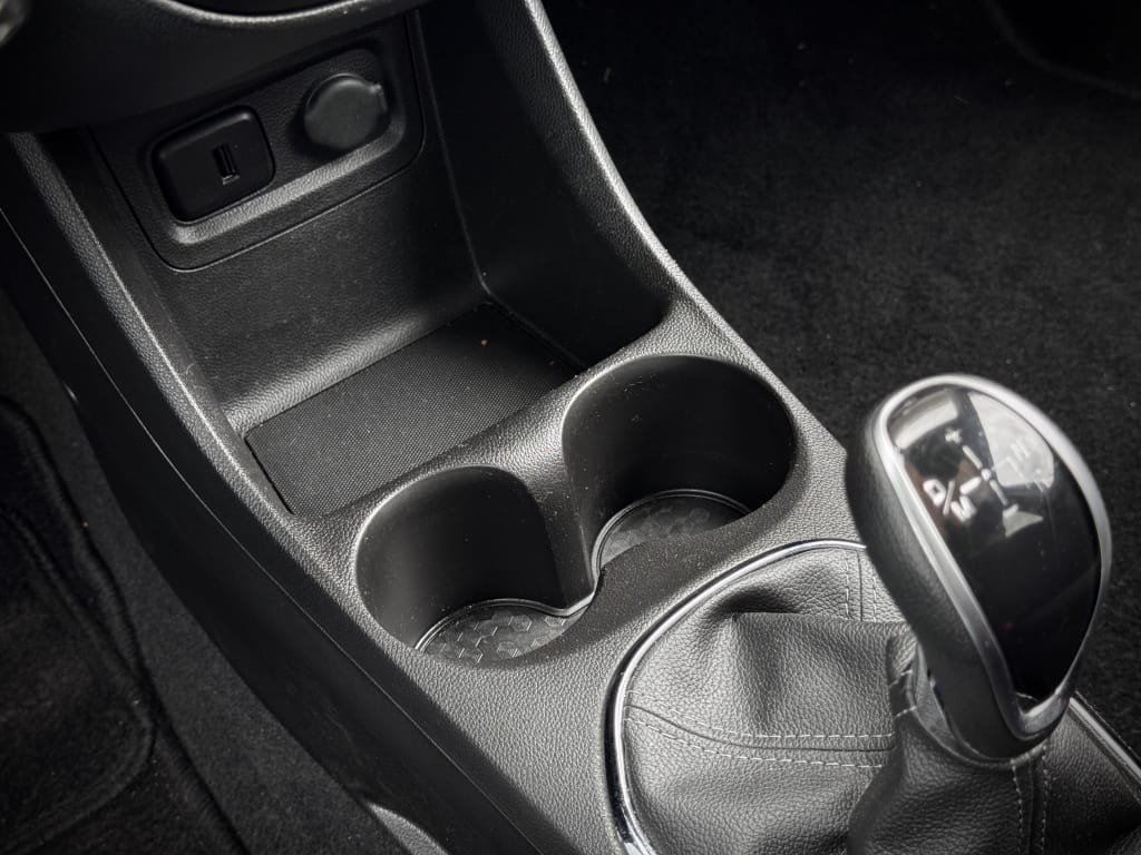Opel KARL — foto 26